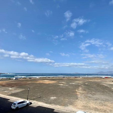 Modern Apartment With Sea Views In Corralejo Exterior foto