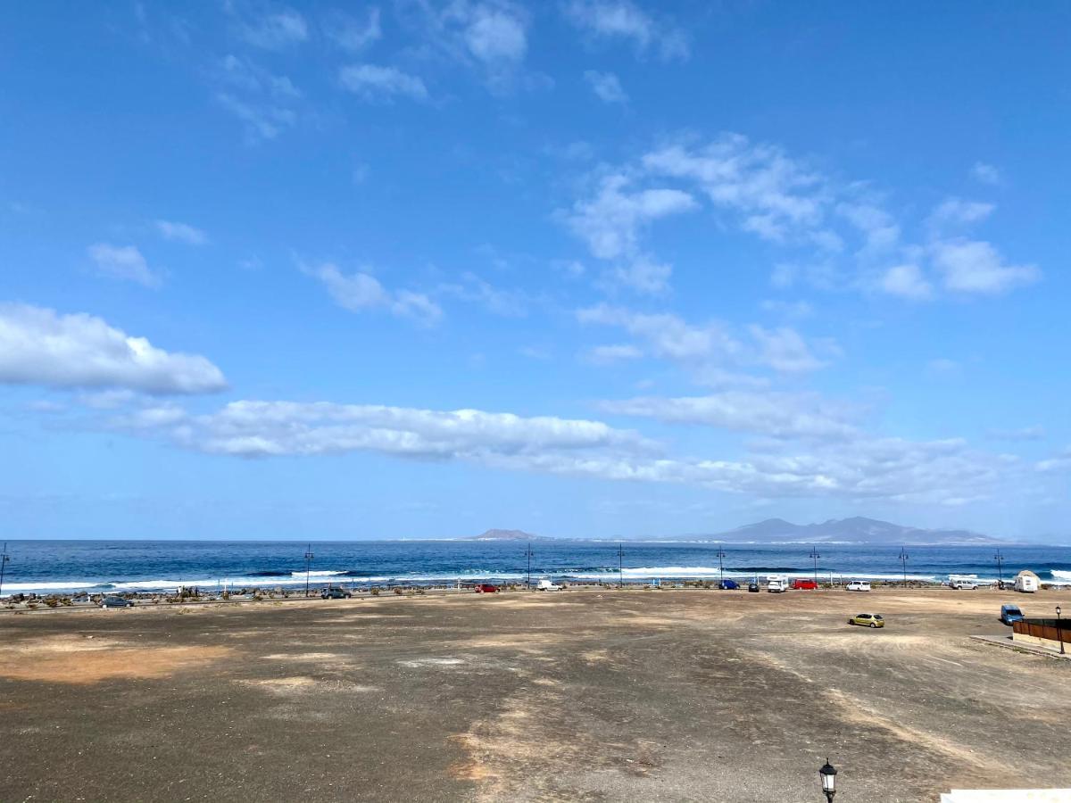 Modern Apartment With Sea Views In Corralejo Exterior foto